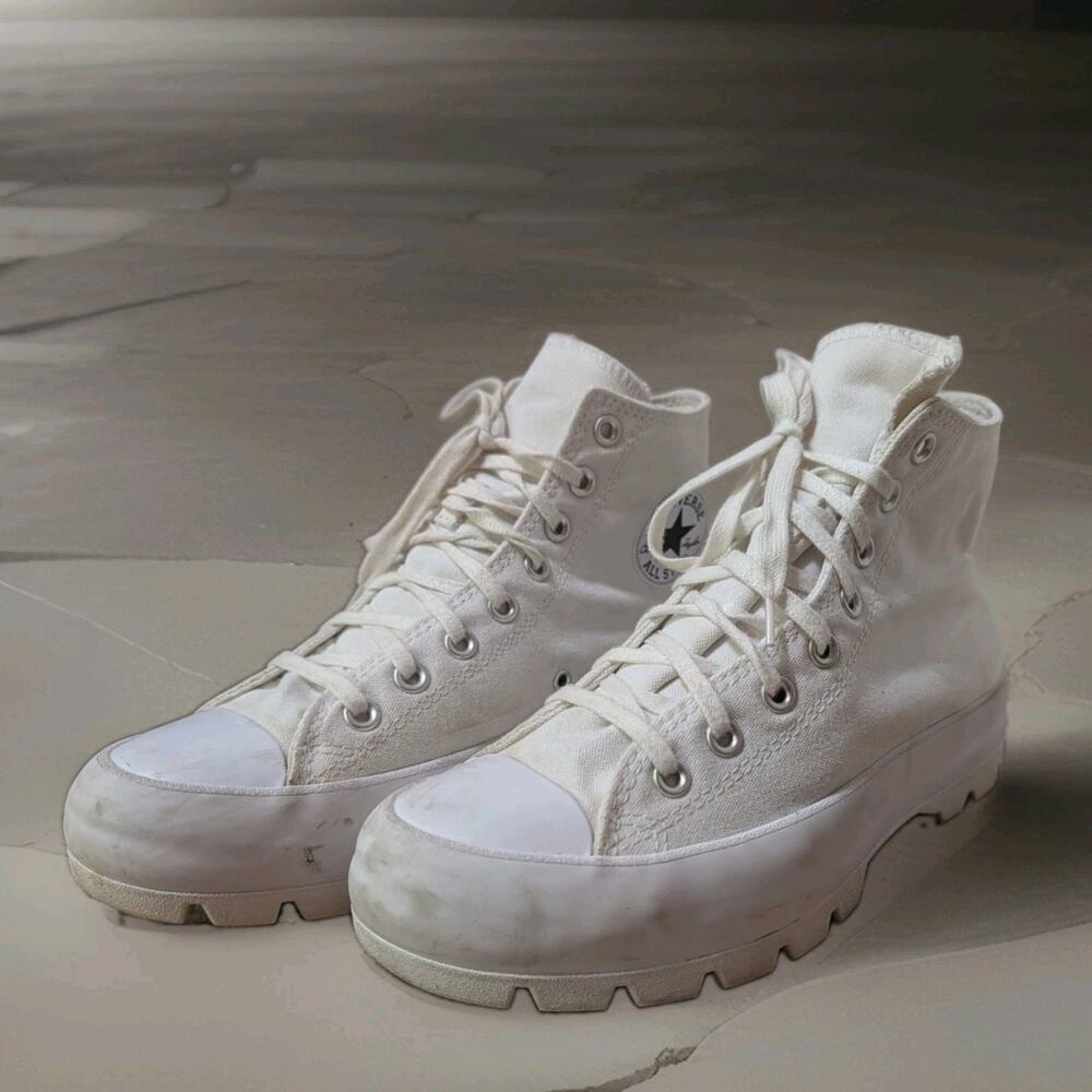 Converse Chuck Taylor All Star Lugged High Top White Womens Sz 10 Shoes 565902C